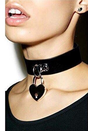 Heart Lock Choker