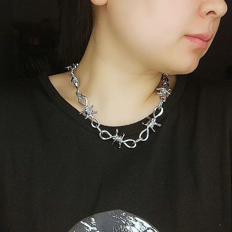 Thorn Necklace
