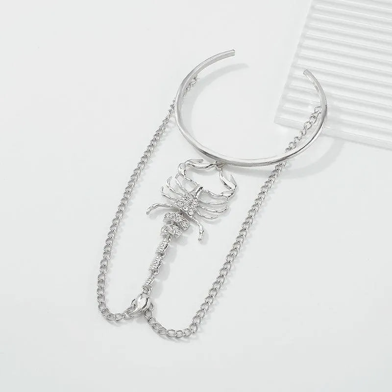Gothic Creative Geometric Scorpion Arm Ring