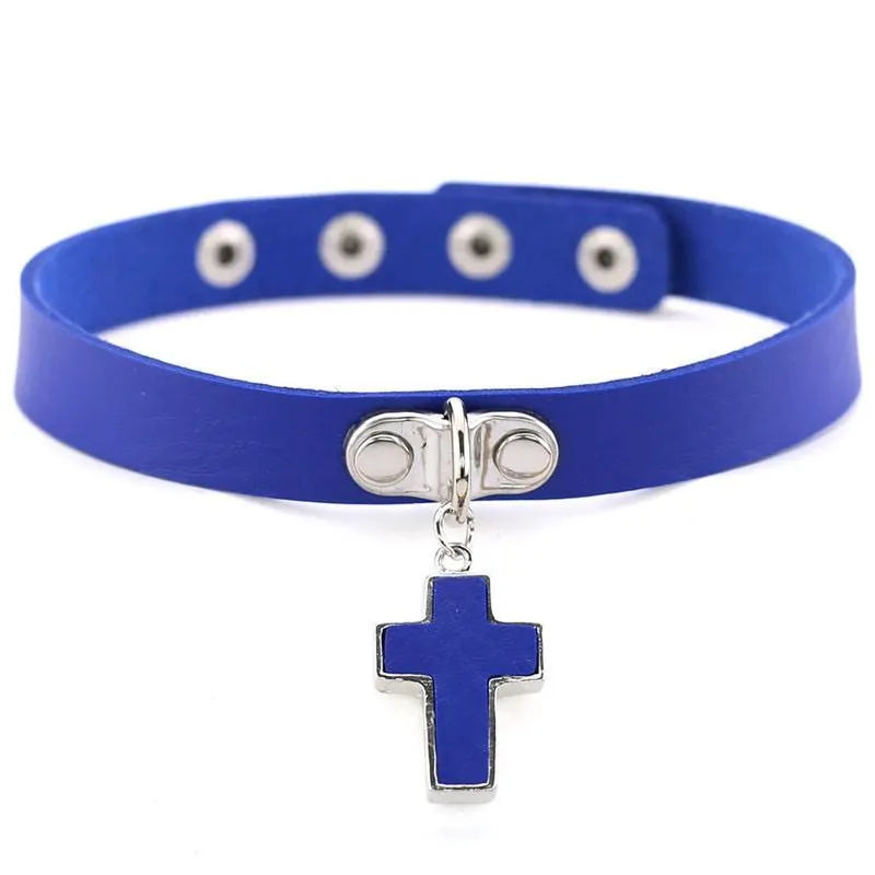 Cross Pendant Choker