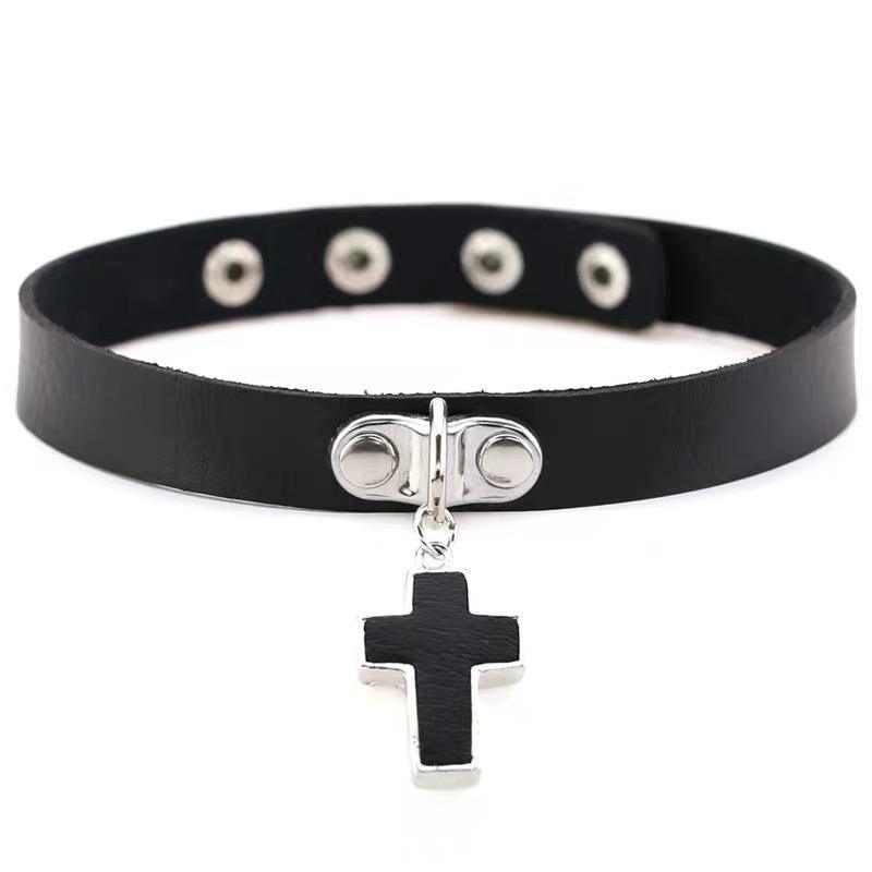 Cross Pendant Choker