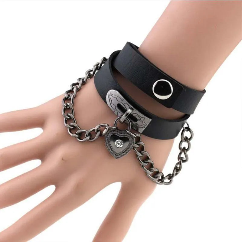 Chained Lock Heart Choker
