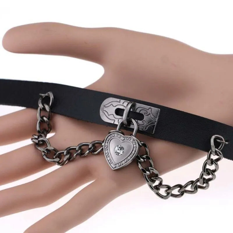 Chained Lock Heart Choker