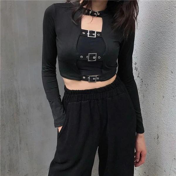 Buckle Front Top