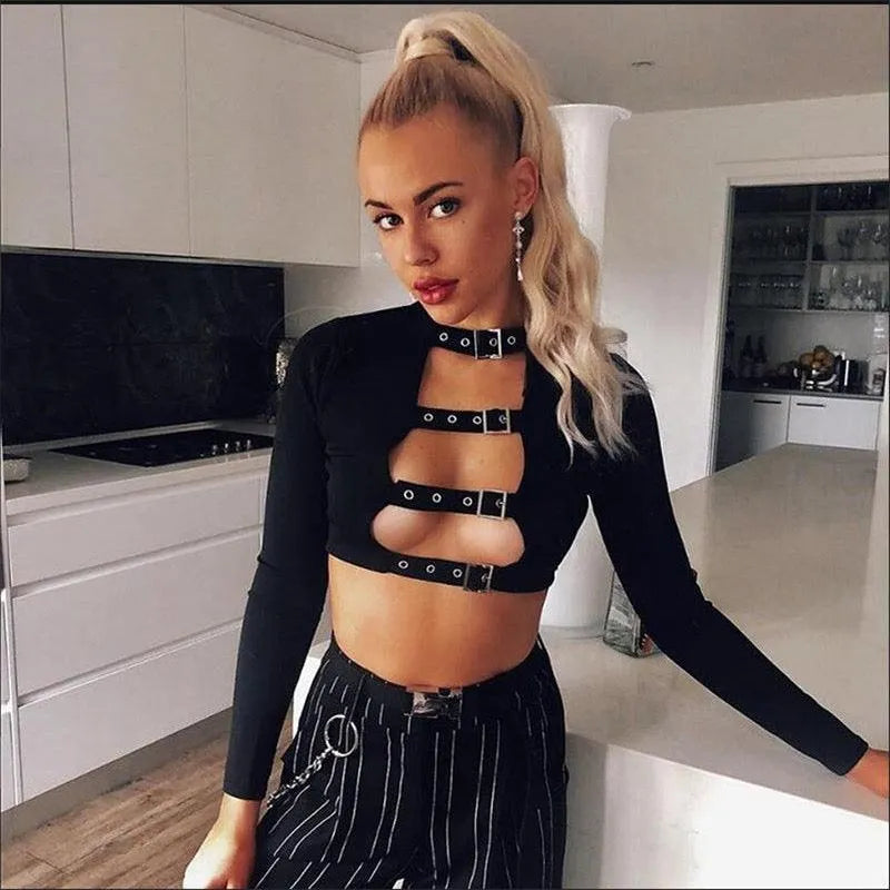 Buckle Front Top