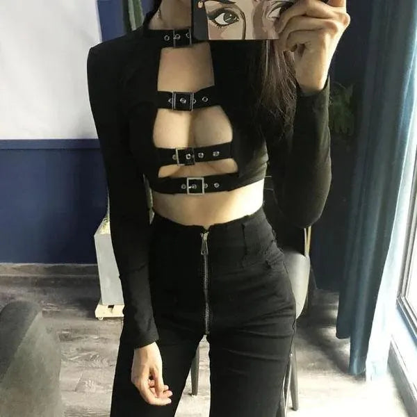Buckle Front Top