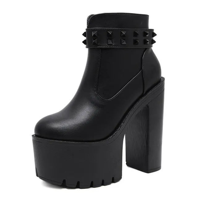 Rivets Ankle Boots