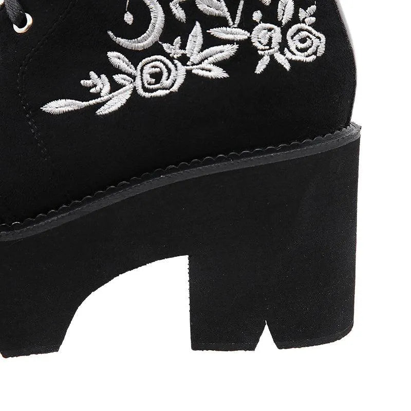 Embroidery Boots