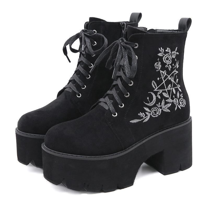 Embroidery Boots