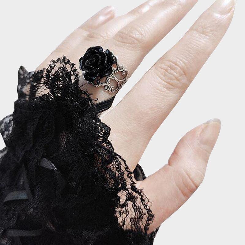 Vintage Rose Adjustable Ring