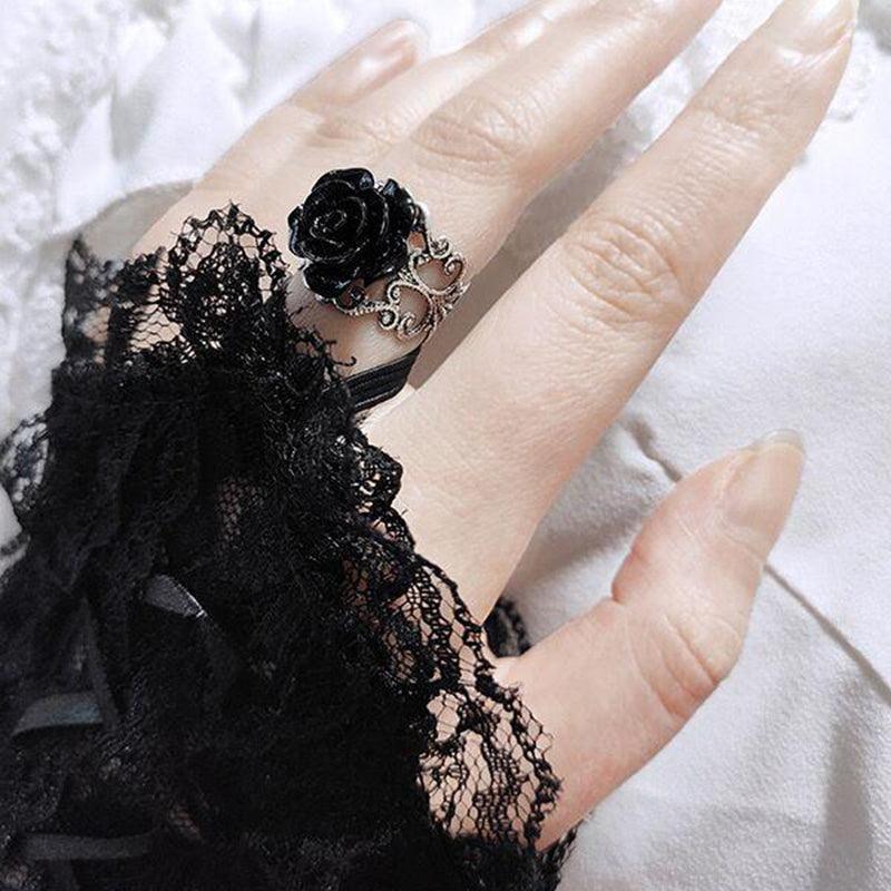 Vintage Rose Adjustable Ring