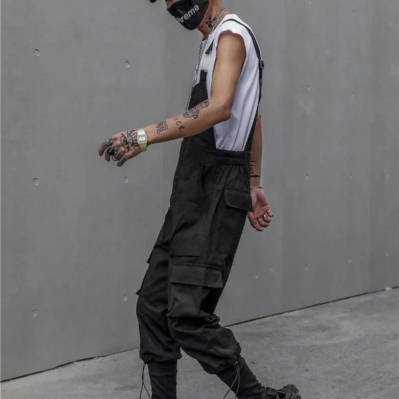 Pocktes Cargo Suspender Pants