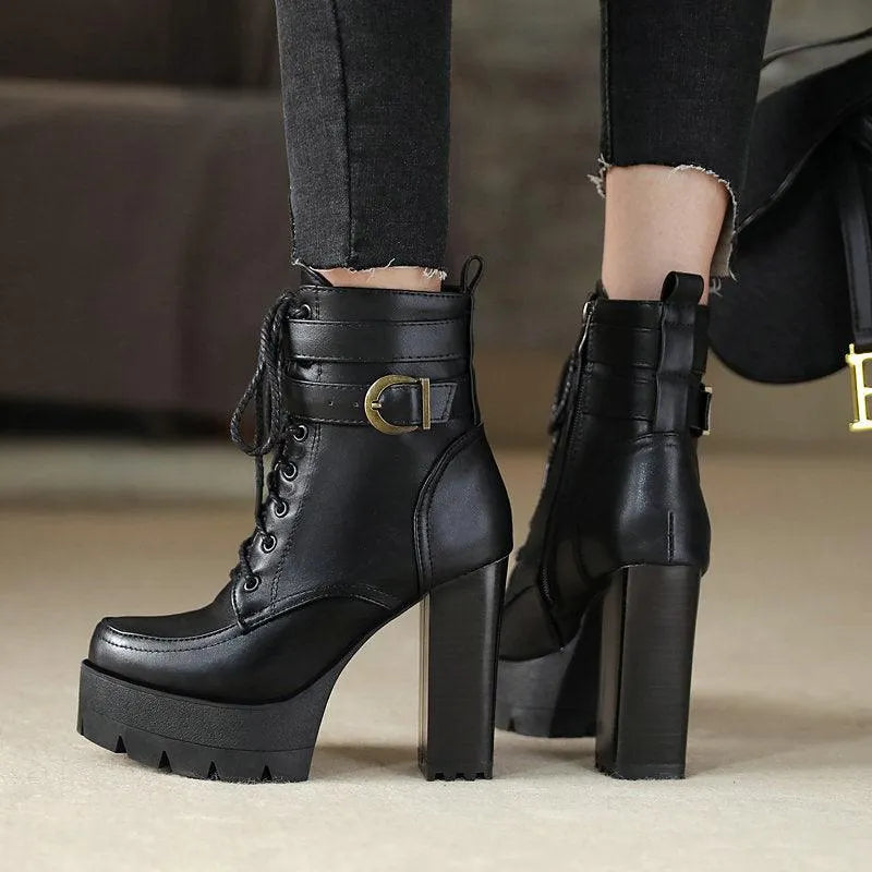 Moscow Zipper Short Boots