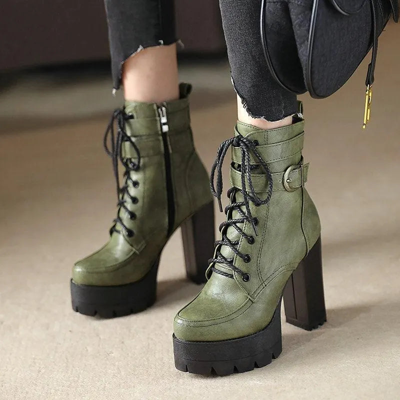 Moscow Zipper Short Boots