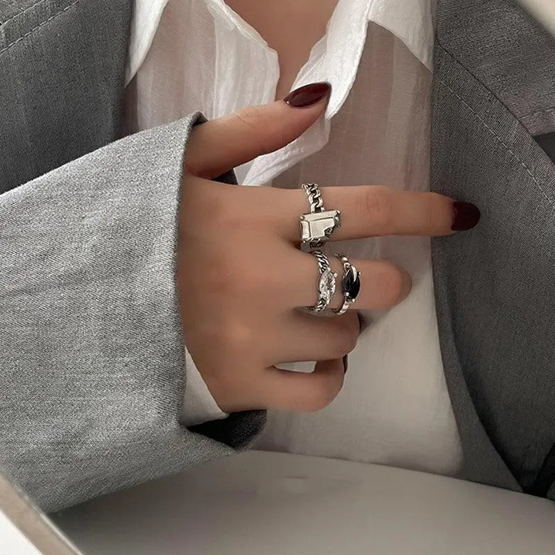 Baroque Vintage Rings