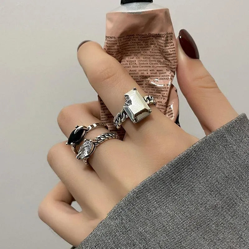 Baroque Vintage Rings