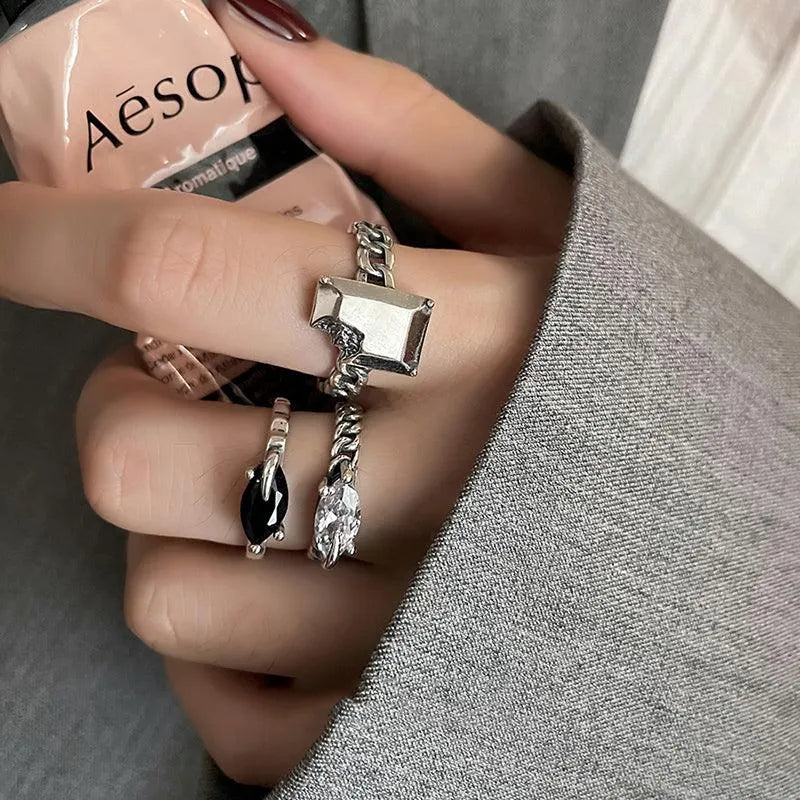 Baroque Vintage Rings