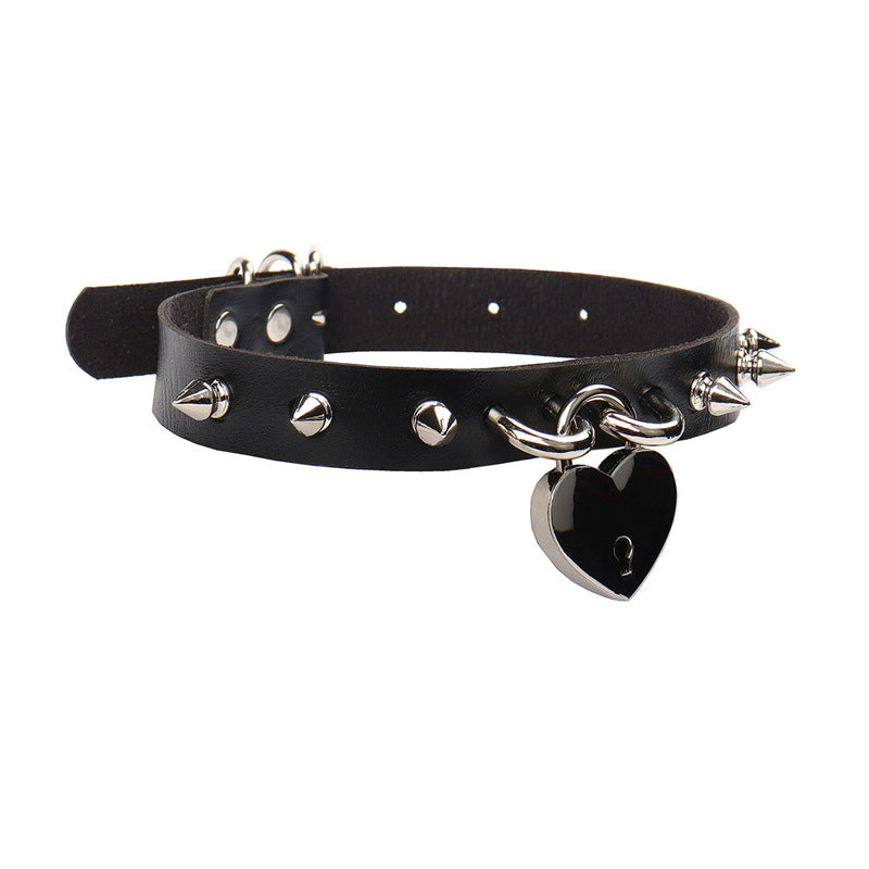 The Dark Heart Spiky Choker