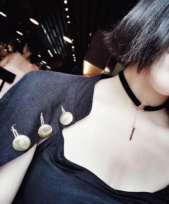 Elegant Choker