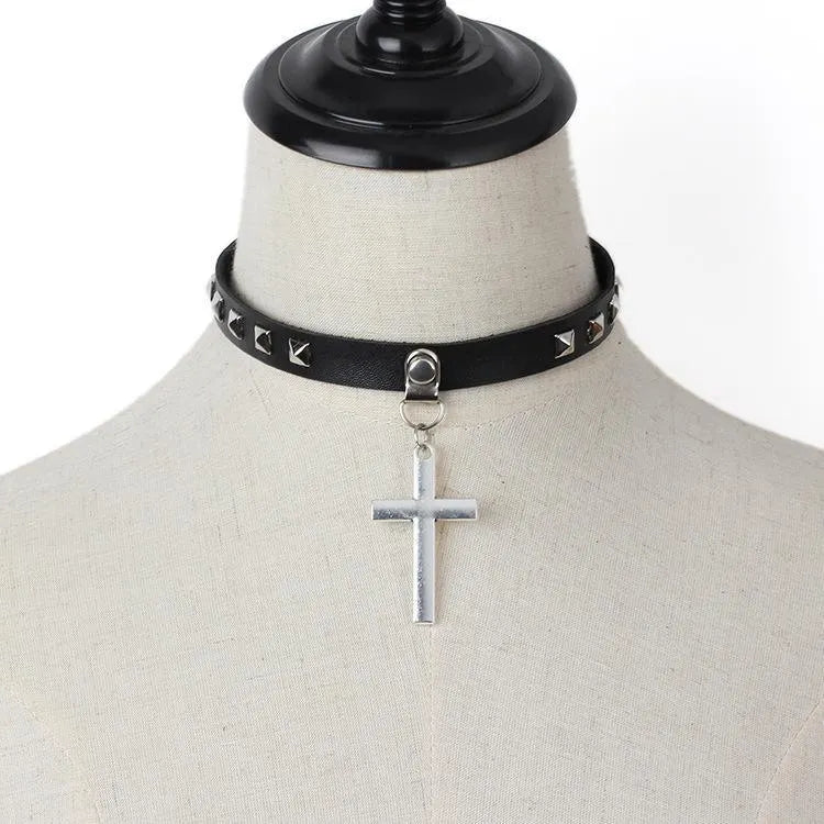 Rivet Cross Choker