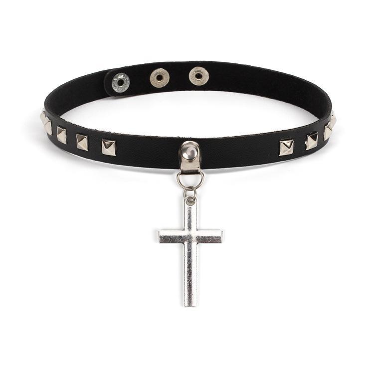 Rivet Cross Choker