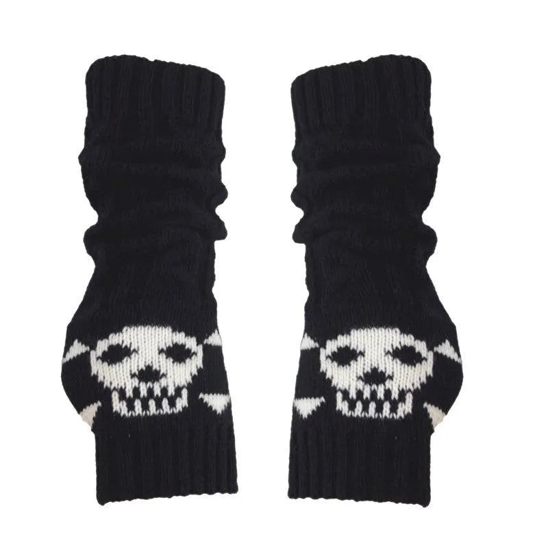 Baby Goth Skull Knit Gloves