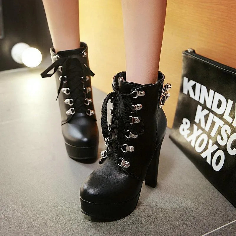 Platform Martin Boots