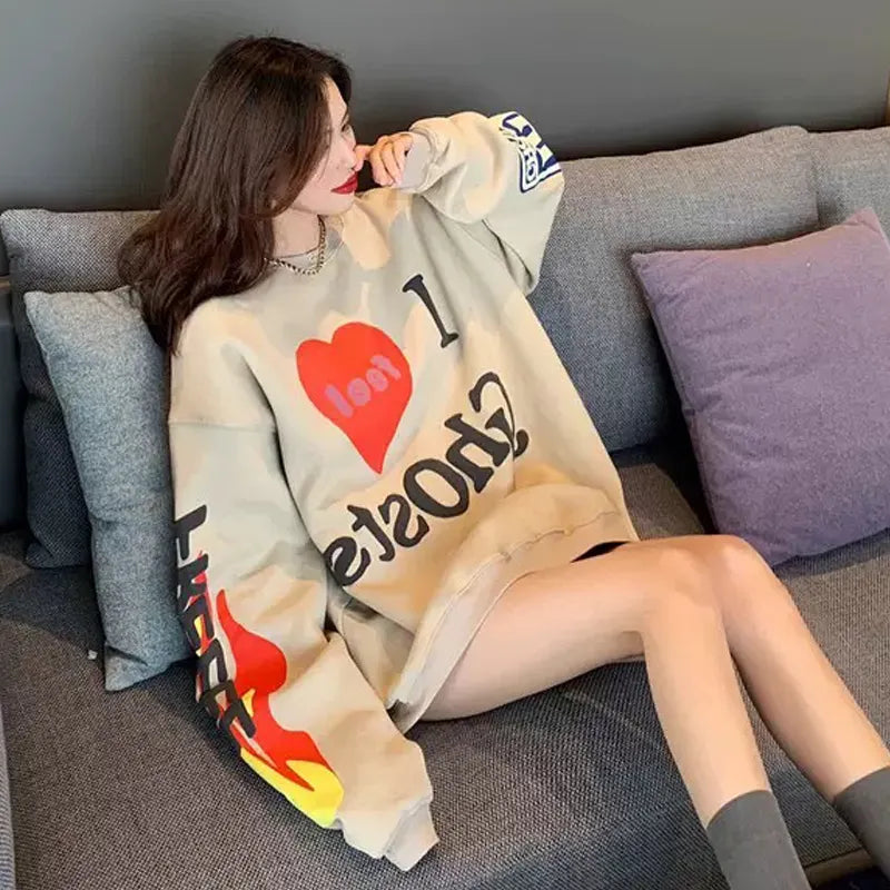 I Love Ghosts Round Neck Hoodie