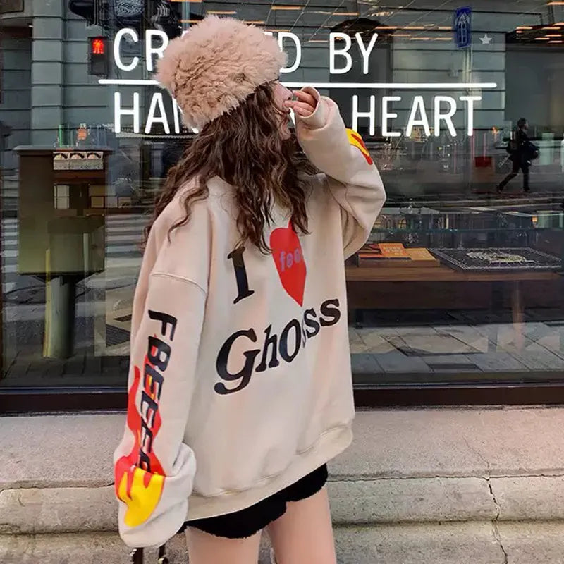 I Love Ghosts Round Neck Hoodie