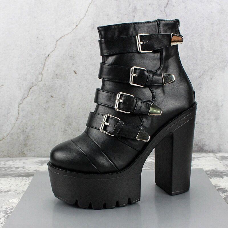 Women Buckle Boots