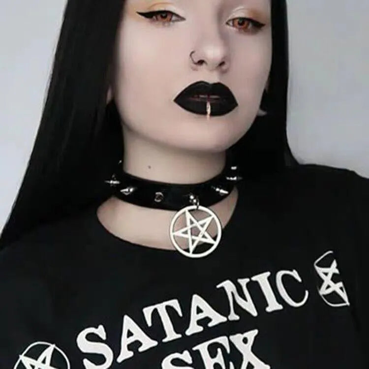 Pentagram Choker