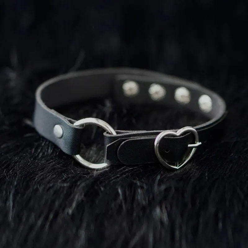 Love Heart Circle Choker