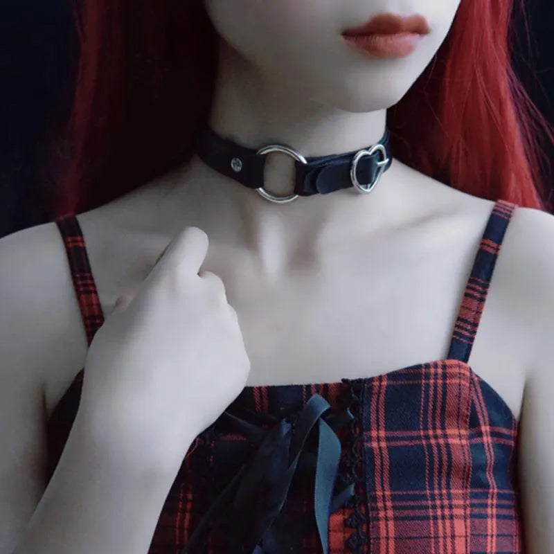 Love Heart Circle Choker