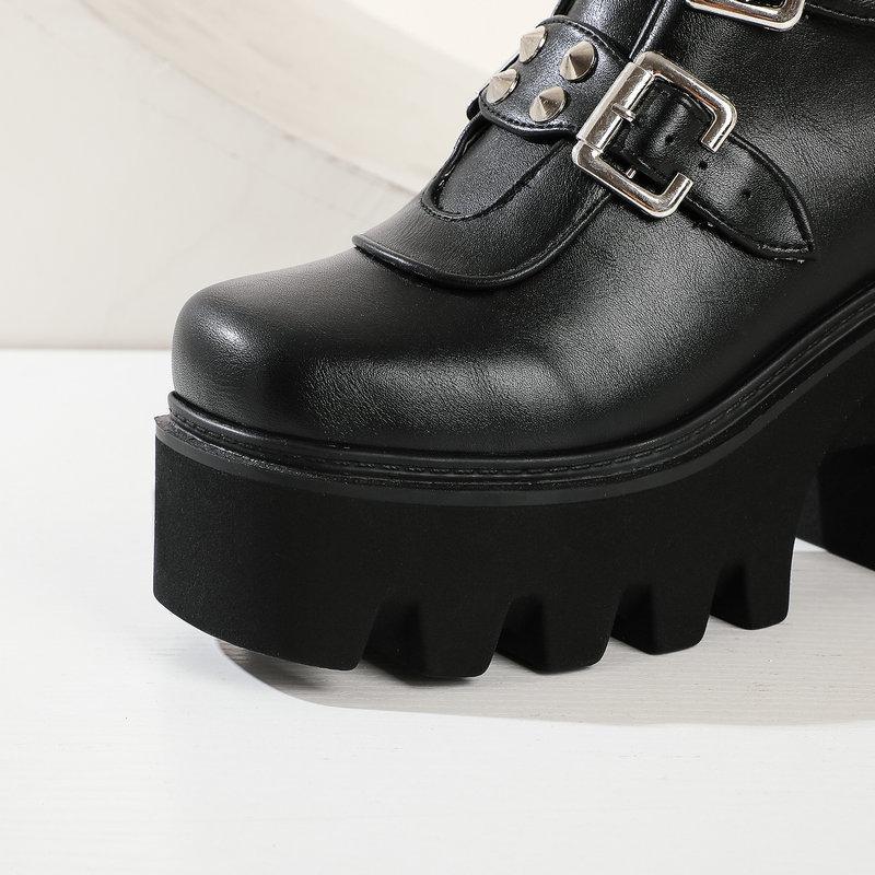 Belt Buckle Boots