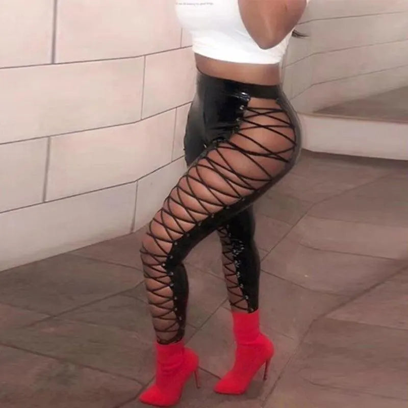 Strap-on Slim Pants